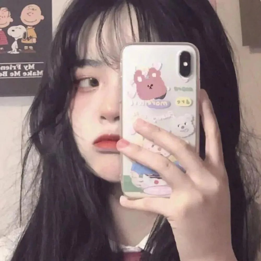 三个盗贼和狮子